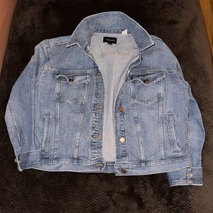 NWOT J. CREW | Denim Jacket🚌 back to school special!